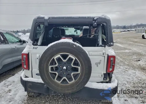 2022 Ford Bronco Base from USA, damaged, VIN 1FMEE5DP8NLB60401